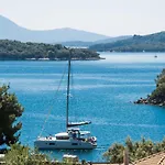 Spiros Sea View Han/Misafirhane