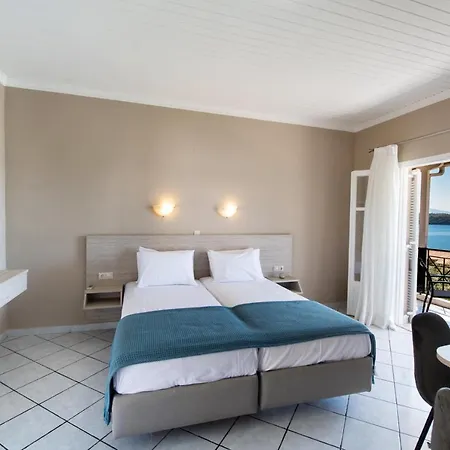 Inn Spiros Sea View
